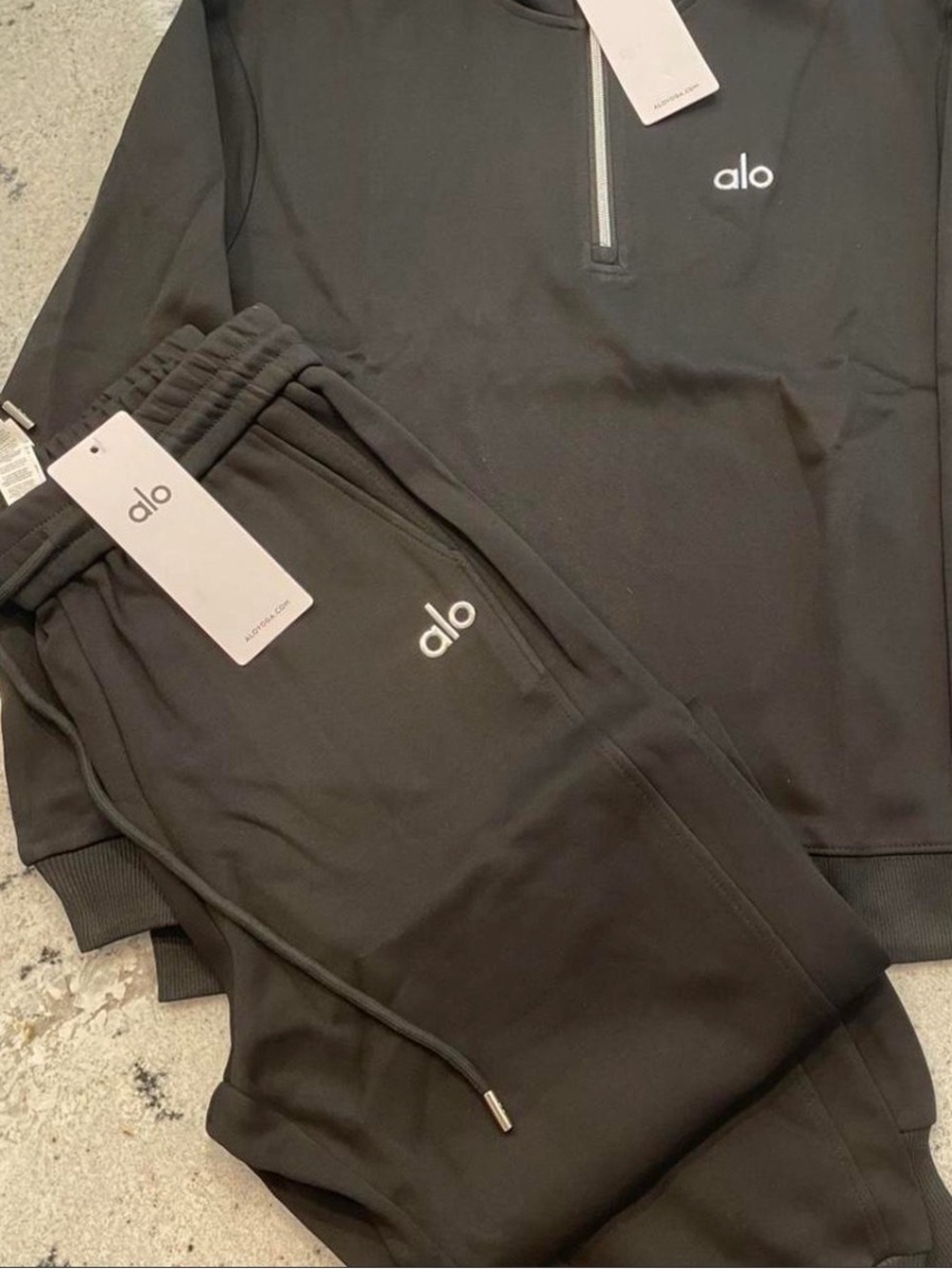 ALO Yoga Dark Quarter Zip and Sweat set